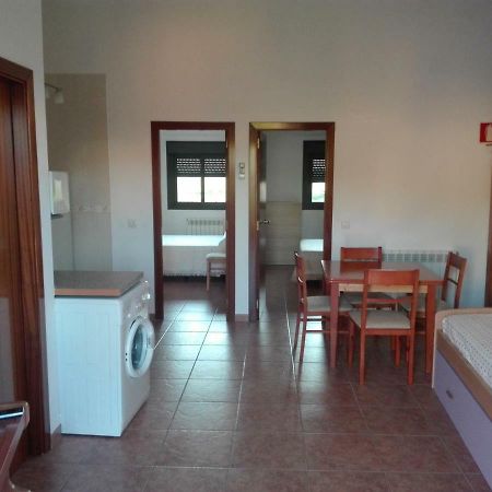 Salas Bajas Turismo Rural Del Somontano מראה חיצוני תמונה